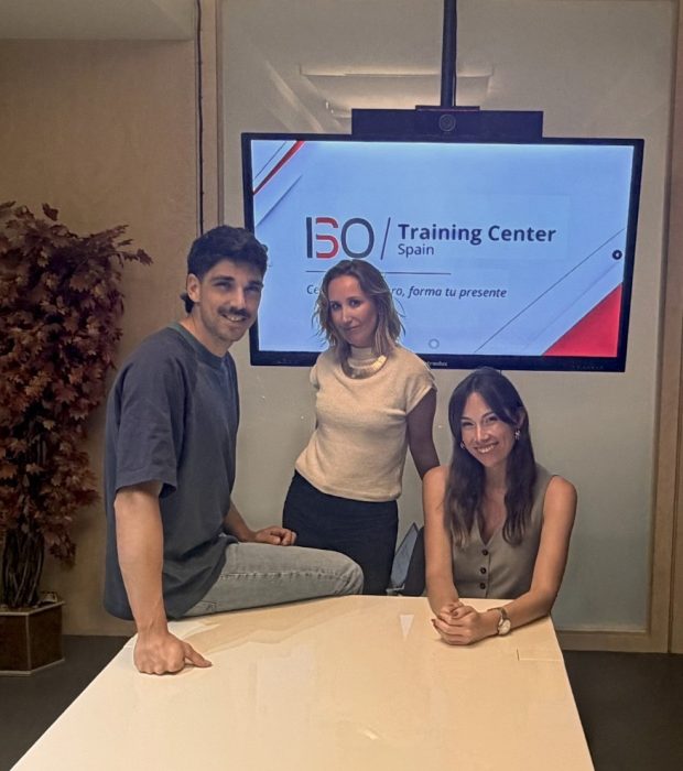FOTO EQUIPO ISO TRAINING
